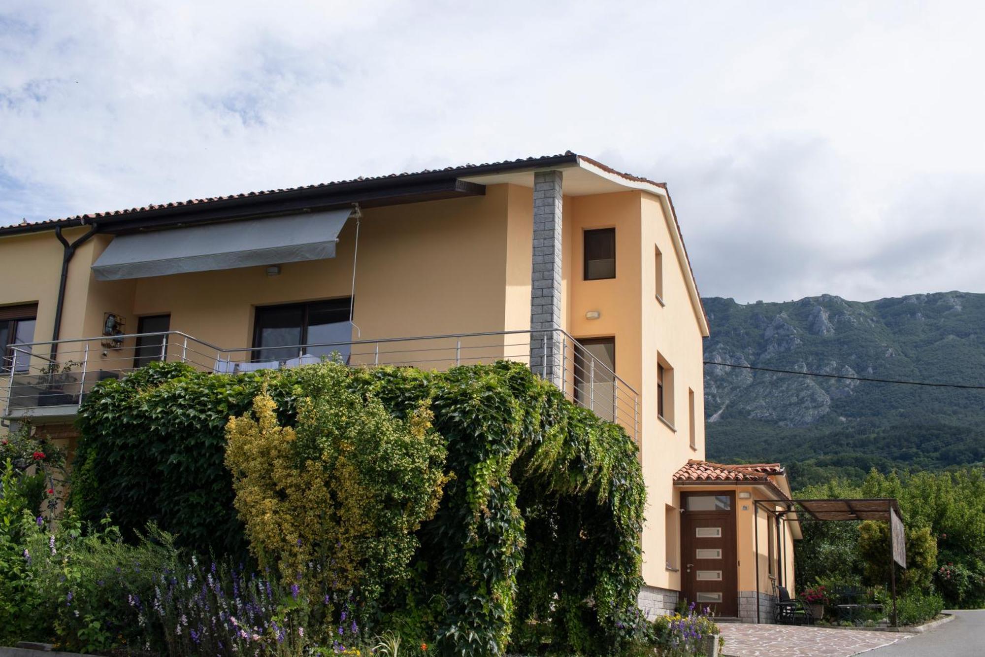 Borea Rooms - Sobe Budanje Vipava Exterior photo